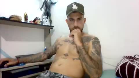 Snapshot of adan_carter chatting on October 22, 3:57 pm adan_carter online show from October 22, 3:57 pm