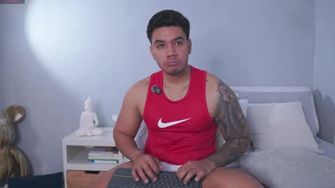 Adan Johns online show from June 8, 12:39 pm