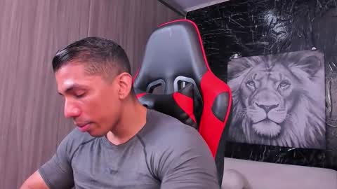 Adan Sin online show from November 15, 3:57 pm