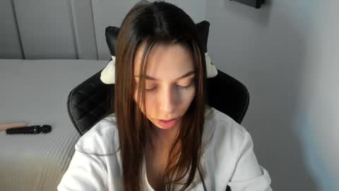 Adda online show from December 8, 2:19 pm