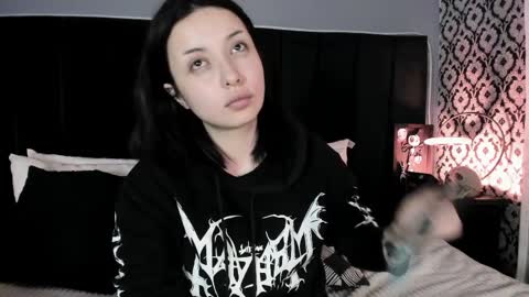 Ade  online show from April 10, 8:02 pm