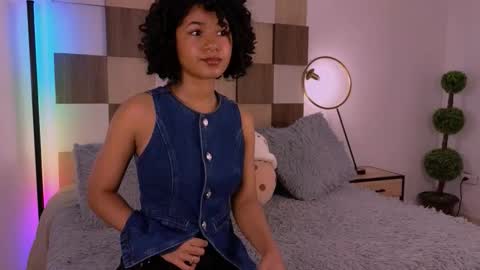 Andrea online show from November 9, 11:46 am