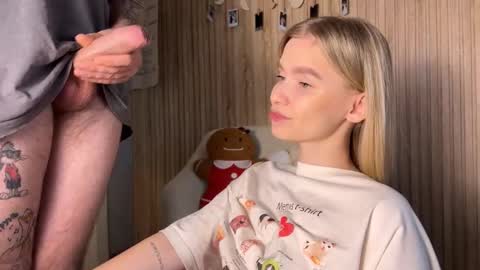 Adele Nick online show from February 1, 8:44 am