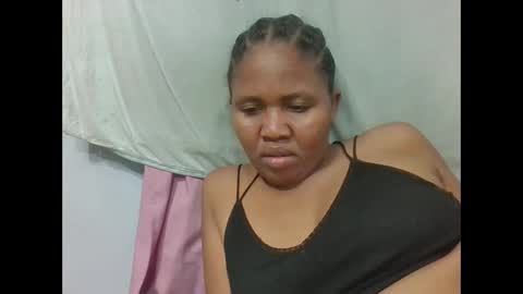 adelealy online show from November 26, 7:54 pm