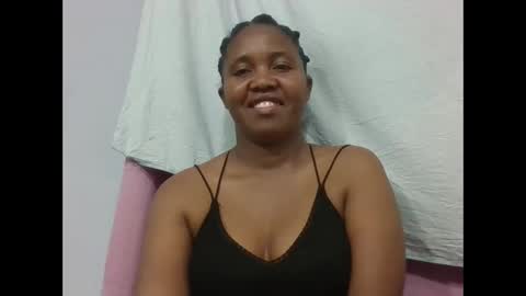 adelealy online show from October 1, 8:24 am