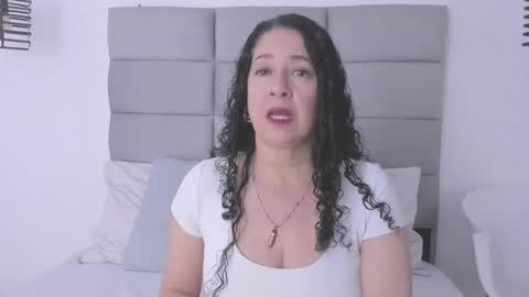 Adele Smithh online show from February 20, 11:56 am