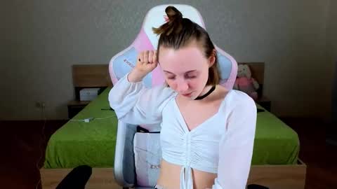 Adelina online show from March 1, 9:35 am