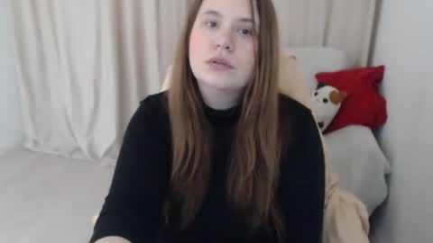 Snapshot of adelinalawson chatting on March 8, 7:09 pm adelinalawson online show from March 8, 7:09 pm