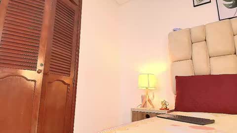 AdharaSmithh online show from September 11, 10:33 pm