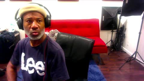 adick_ting online show from January 23, 7:22 am