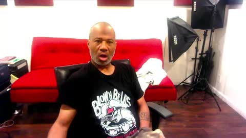 adick_ting online show from December 10, 1:55 pm