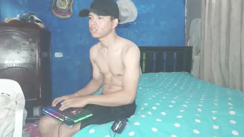 Adonis online show from December 17, 7:20 pm