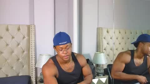 Snapshot of adonisknigh chatting on January 20, 11:54 pm Adonis Knight  online show from January 20, 11:54 pm