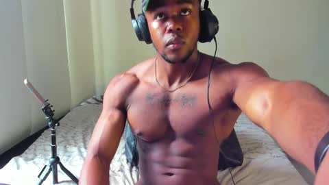 Snapshot of adonisknigh chatting on September 30, 5:34 pm Adonis Knight  online show from September 30, 5:34 pm