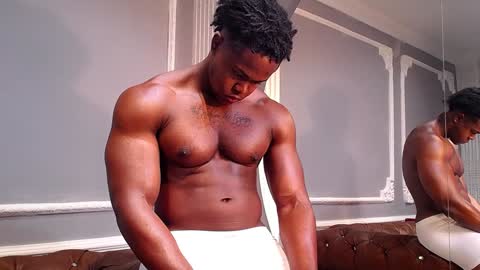 Snapshot of adonisknigh chatting on December 12, 2:15 am Adonis Knight  online show from December 12, 2:15 am