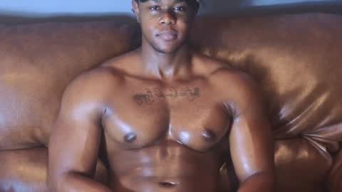 Snapshot of adonisknigh chatting on December 1, 10:45 pm Adonis Knight  online show from December 1, 10:45 pm