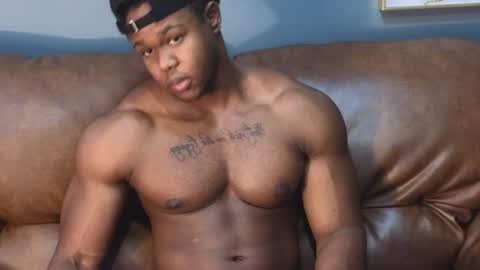 Snapshot of adonisknigh chatting on December 3, 12:13 pm Adonis Knight  online show from December 3, 12:13 pm