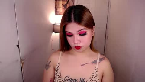 adorabletsforyouxx online show from November 26, 6:37 pm