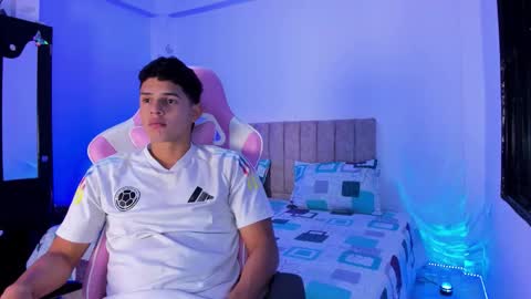 ADRIAN online show from March 9, 7:18 pm