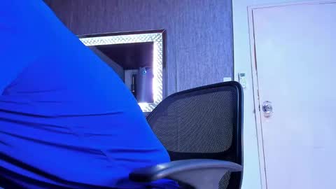   online show from January 27, 11:43 am