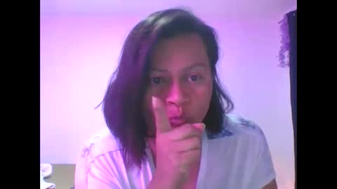 Snapshot of adrianagogo18 chatting on October 5, 11:56 pm adrianagogo18 online show from October 5, 11:56 pm