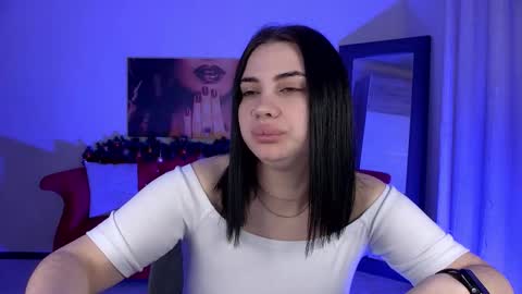 AdrianaTores online show from December 18, 5:14 am