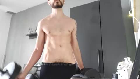 Adriano online show from February 3, 12:20 pm