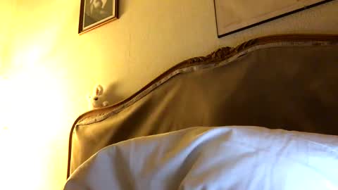 adrienfromparis online show from April 15, 7:58 pm