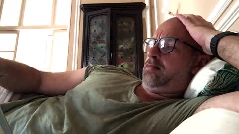 adrienfromparis online show from April 28, 10:41 am