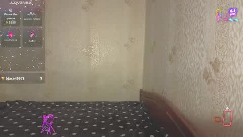 Adriana online show from April 2, 4:25 pm