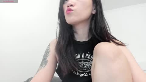 Aenie online show from March 12, 7:24 am