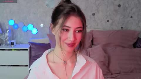 AffiinaLovsx online show from February 3, 11:30 pm