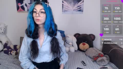 Snapshot of afina_blessyou chatting on February 15, 9:49 am Afina online show from February 15, 9:49 am