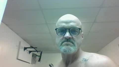 afr10221966 online show from October 28, 1:50 am