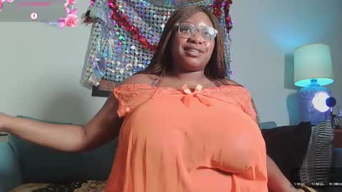 Ms. Livvy Kinka online show from February 6, 9:02 am