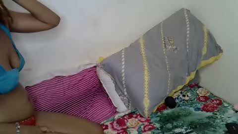 Snapshot of afrii_kity chatting on September 12, 10:17 am afrii_kity online show from September 12, 10:17 am