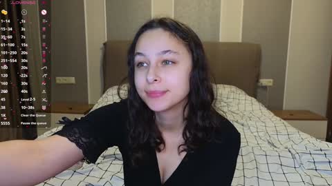 Snapshot of agatha_lynn chatting on December 22, 1:00 pm hi Im Agatha nice to meet you online show from December 22, 1:00 pm