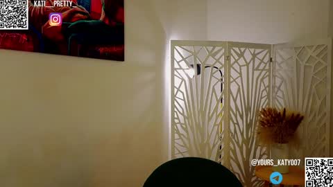 Kati online show from December 9, 8:44 pm