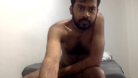 aggaggs online show from March 30, 11:10 am