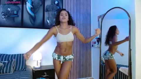 aghata walkerl online show from February 2, 9:49 am