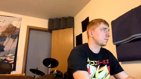 agingerboyx online show from February 8, 2:26 am