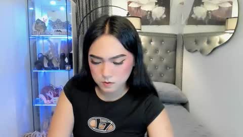 Ahmri online show from October 3, 4:04 pm