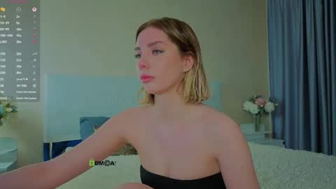 ai__chan online show from April 25, 4:59 pm