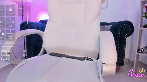 AIDA ADAMS online show from March 11, 12:52 pm