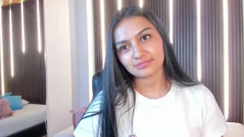 aidajoness online show from October 28, 1:01 pm