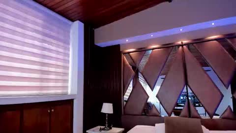 aidajoness online show from March 7, 12:27 pm