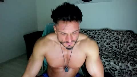 aidandark0 online show from November 6, 5:05 pm