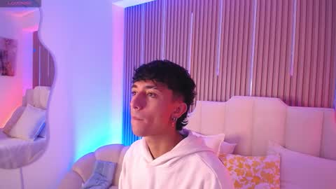 Aiden online show from March 6, 12:59 pm