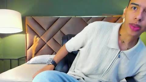 aiden_royce online show from January 10, 4:18 am