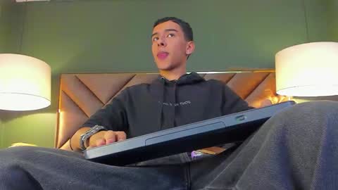 aiden_royce online show from January 12, 6:09 am